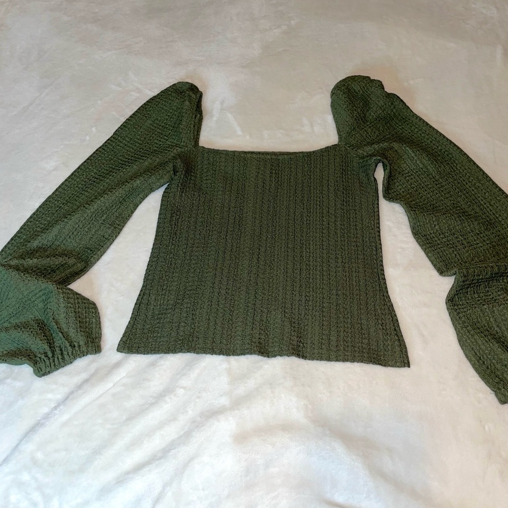 Express Lantern Long Sleeve Blouse